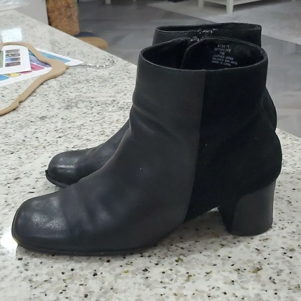 MGD Hope Black, leather and corduroy ankle boots with a stacked heel size 7W